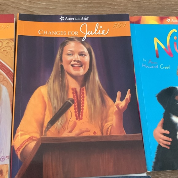American girl book set. Great condition - Picture 4 of 9